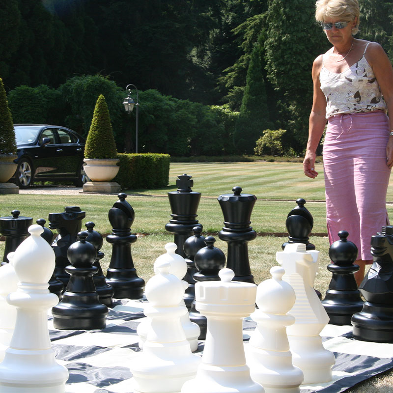 Giant Chess Set with Mat-3