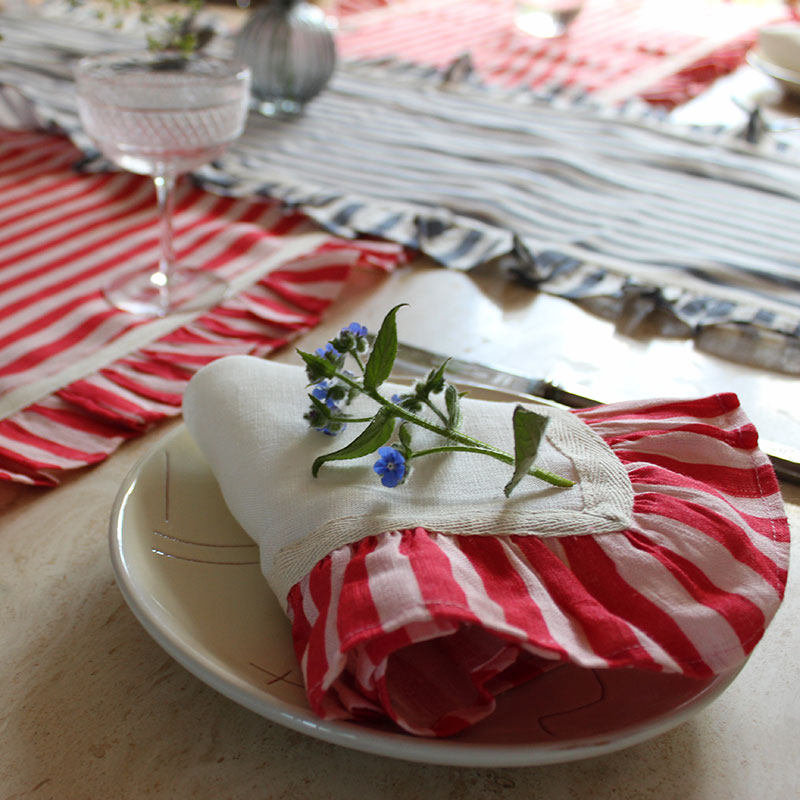 Candy Stripe Set of 2 Napkins, 33 x 33cm, Cherry Red-0