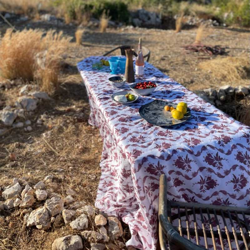 La Plume Linen Tablecloth, 170 x 350cm-0