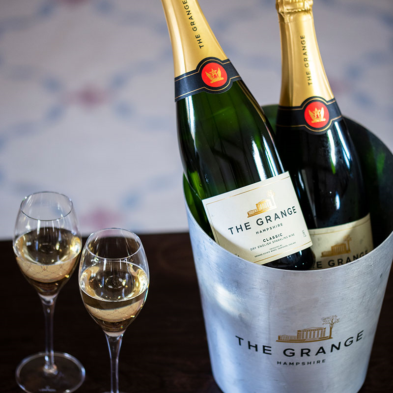 The Grange Pair of Classic NV Sparkling Wines, Pair of Bottles-2