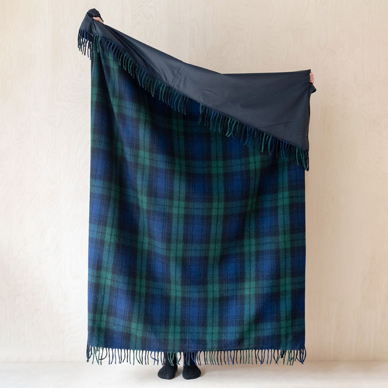 Recycled Wool Picnic Blanket with Black Leather Carrier, 140 x 190cm, Black Watch Tartan-2