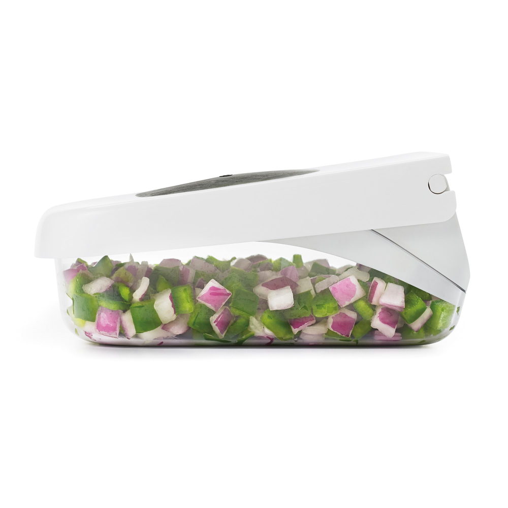 Vegetable chopper with easy pour opening-2