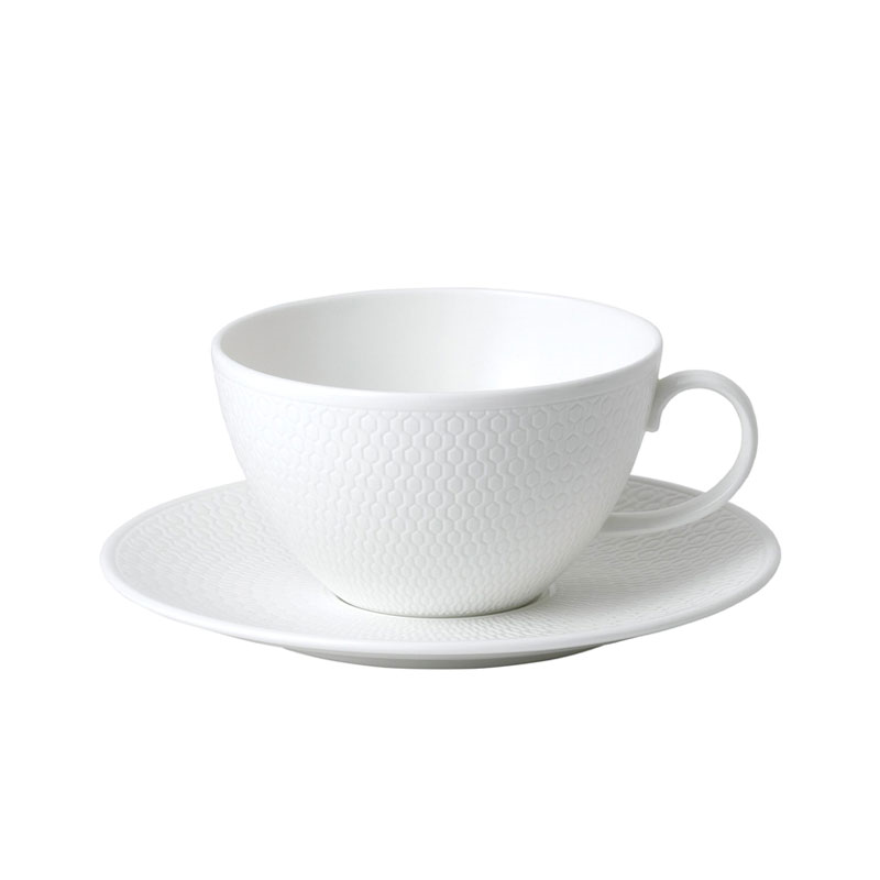 Gio Teacup and saucer, White/ Bone China-0