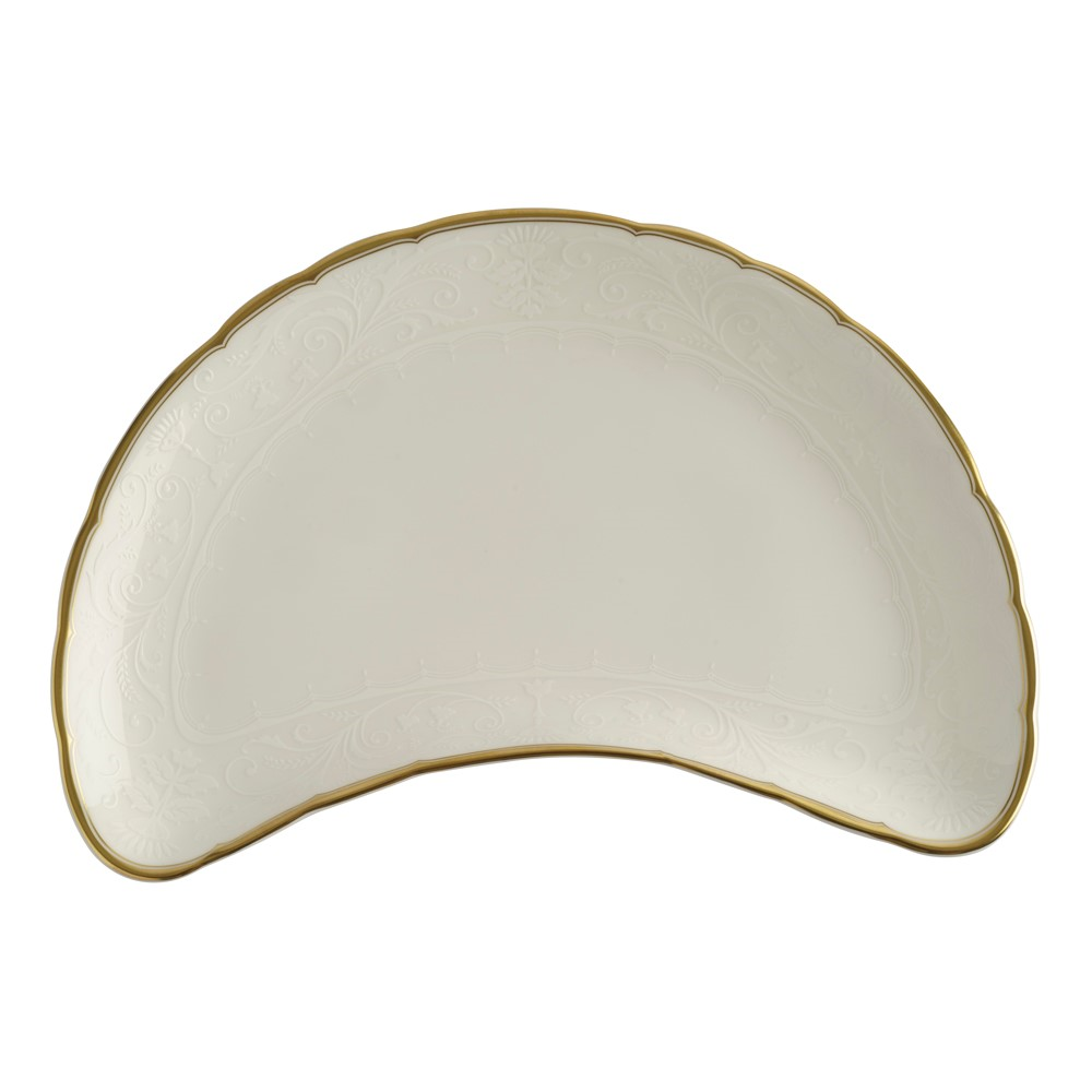 Darley Abbey Pure Gold Cresent salad plate, L22.5 x W13cm, White/Gold-0