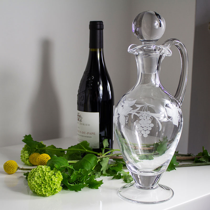 Grapevine Handled Wine Decanter, 800ml, Clear-1