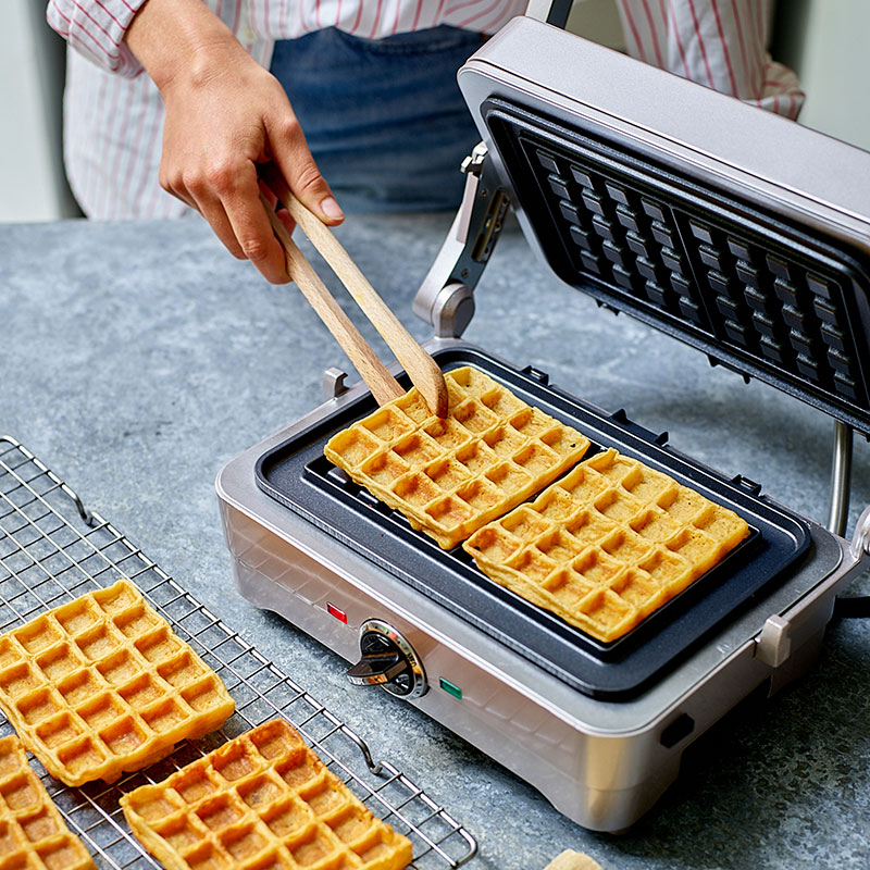 2 in 1 Waffle & Pancake Maker-0