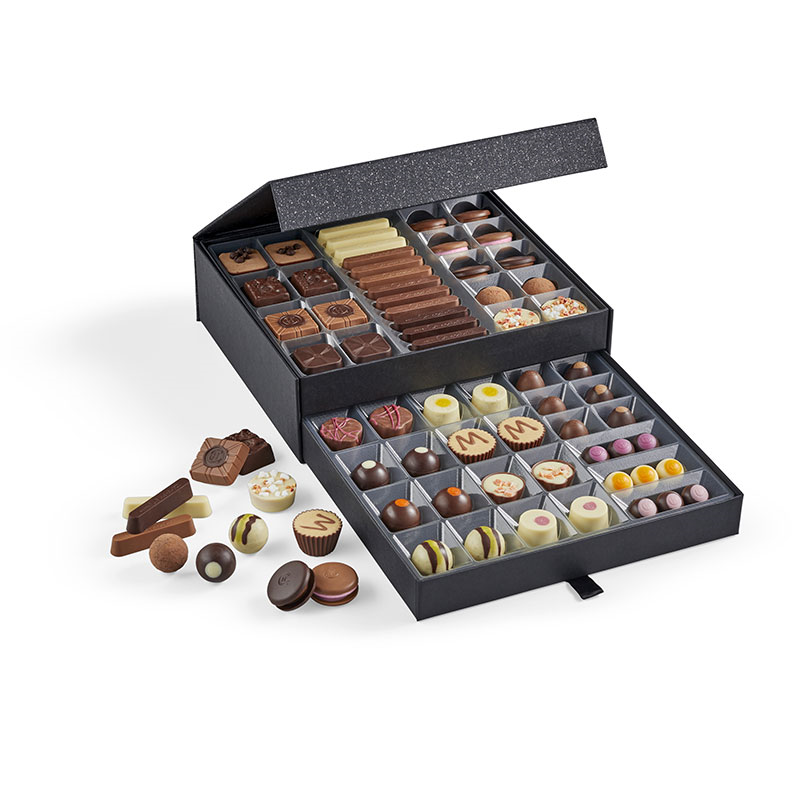 The Classic Chocolate Cabinet, 820g-2